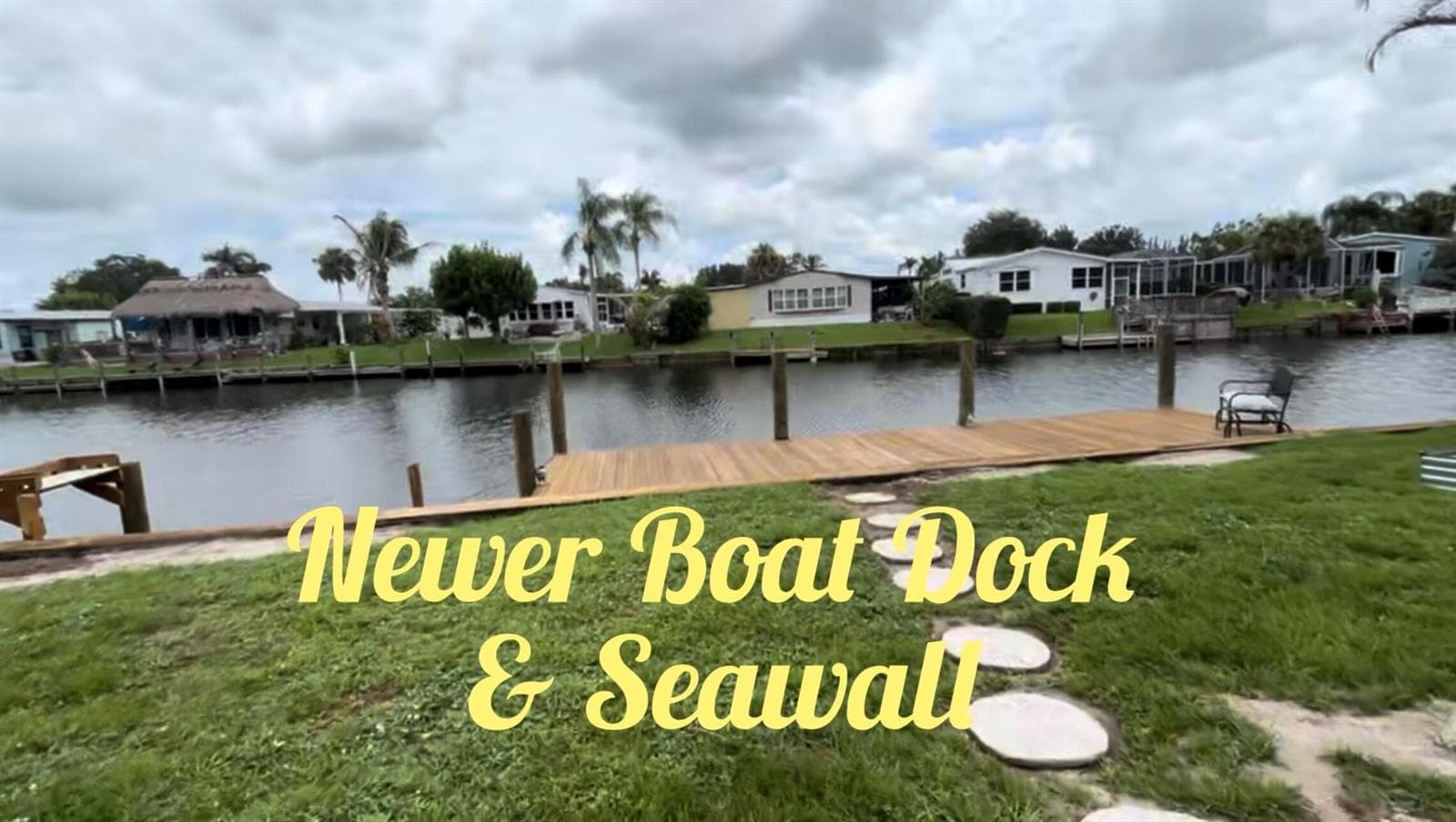 7882 SE PARADISE Drive, Stuart FL 34997 photo 4