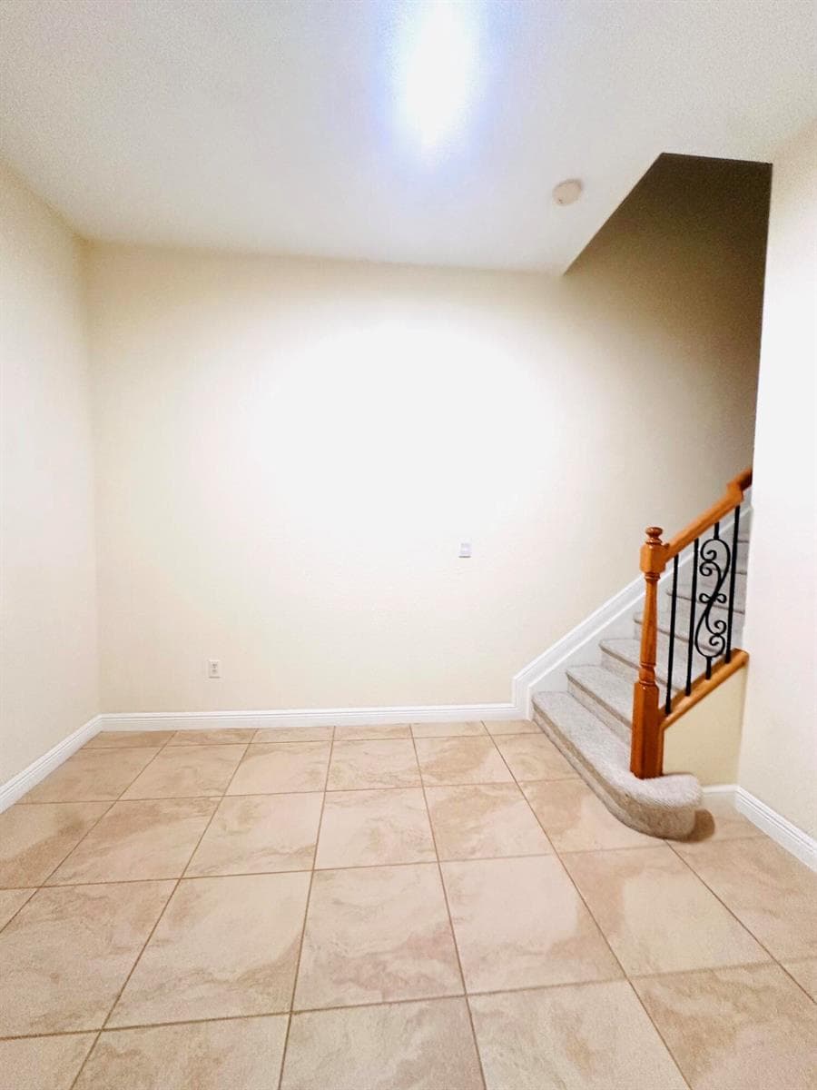 8296 NW 9th Avenue, Boca Raton FL 33487 photo 4