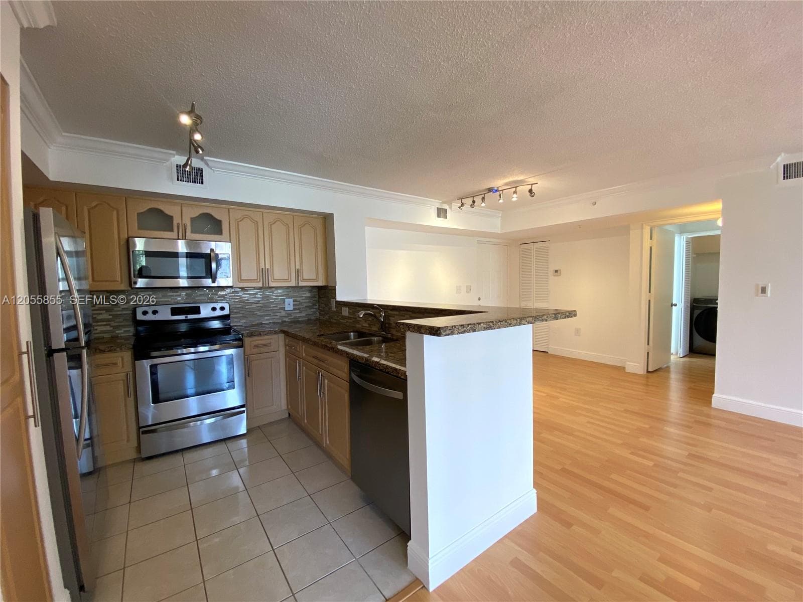 4560 NW 107th Ave # 205-12, Doral FL 33178 photo 3