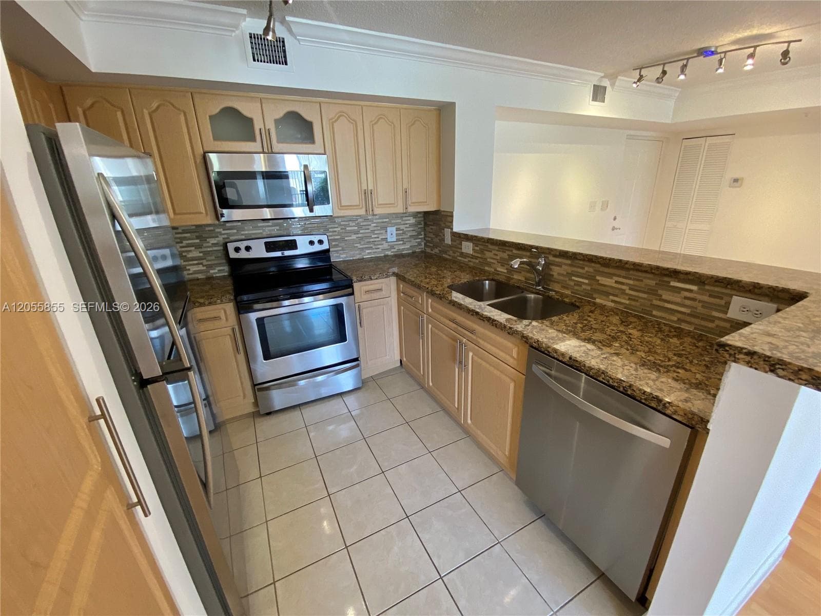4560 NW 107th Ave # 205-12, Doral FL 33178 photo 4