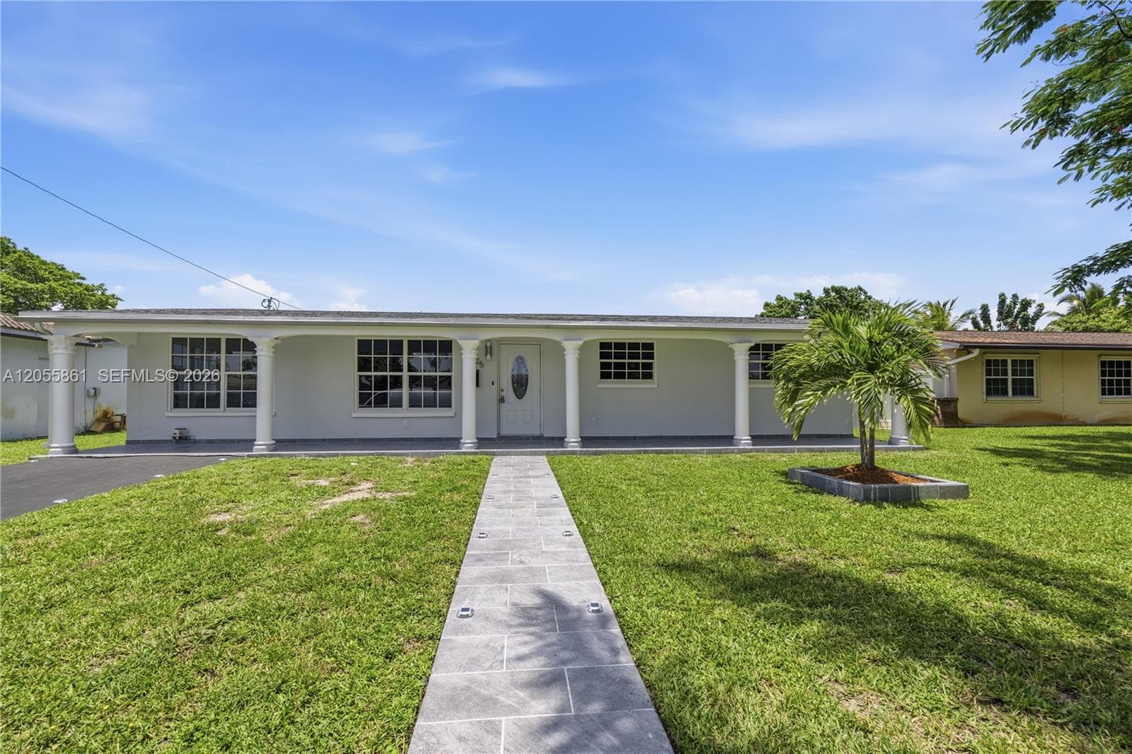 4225 Monroe St, Hollywood FL 33021 photo 2
