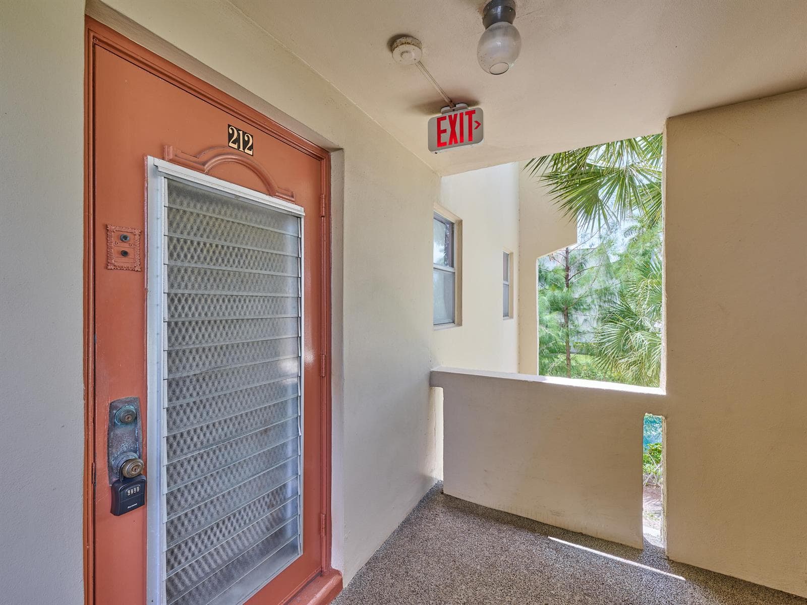 3091 E Sunrise Lakes Drive E # 212, Sunrise FL 33322