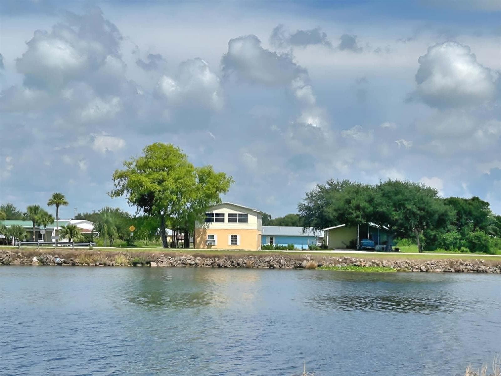 901 THATCHER Boulevard # A, Moore Haven FL 33471