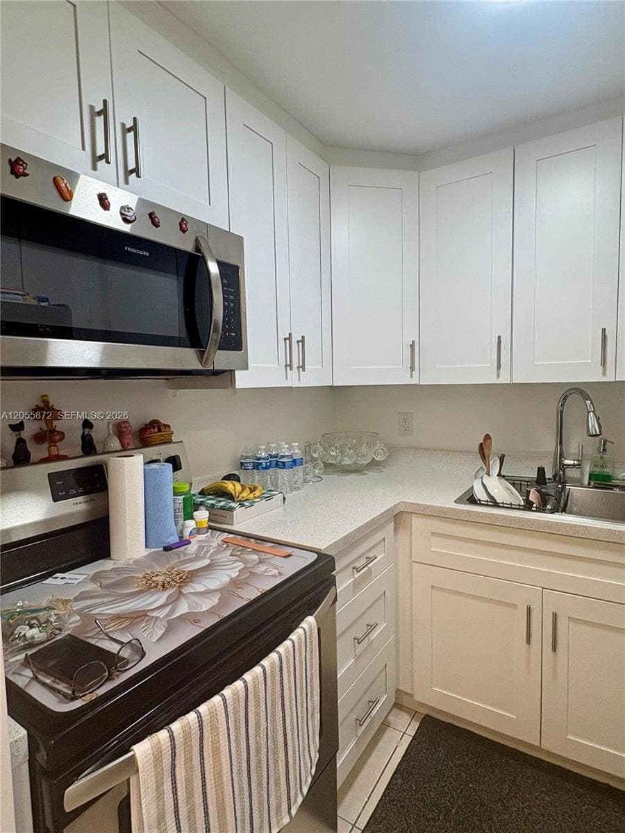 5050 NW 7th St # 309, Miami FL 33126 photo 3