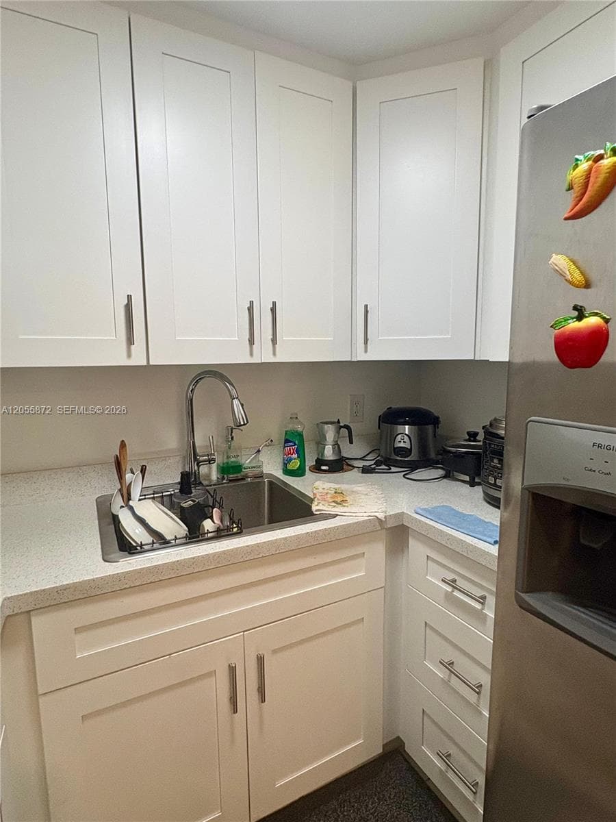 5050 NW 7th St # 309, Miami FL 33126 photo 4