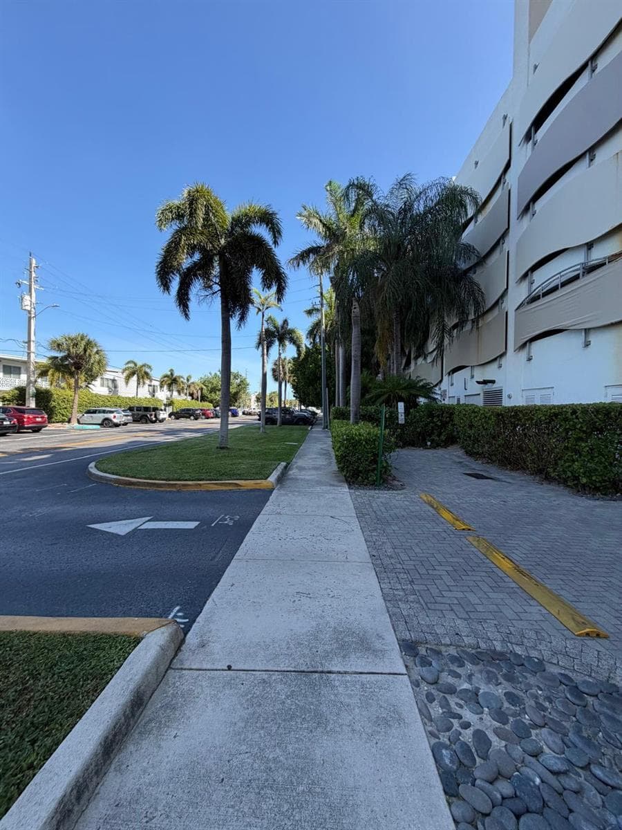 7930 EAST Drive # 1506, North Bay Village FL 33141 photo 5
