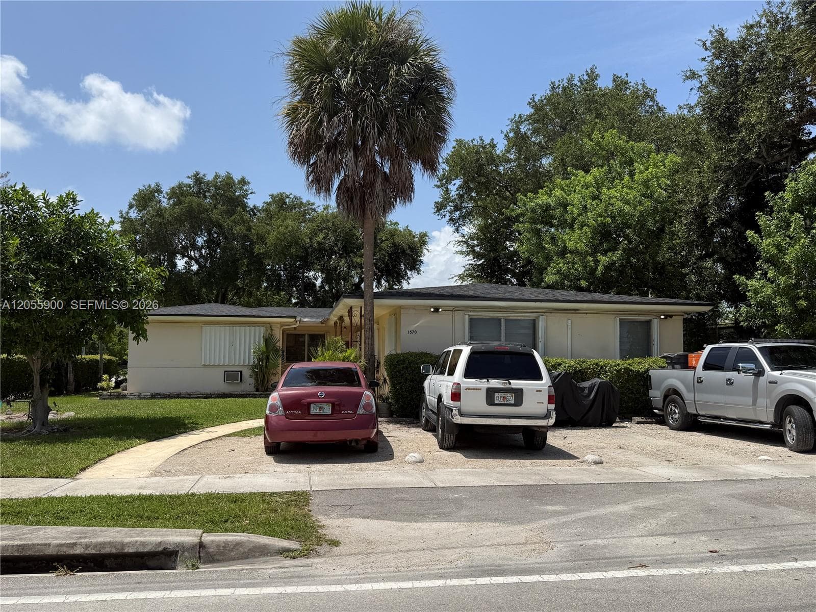 1570 NE 130th St, North Miami FL 33161 photo 5