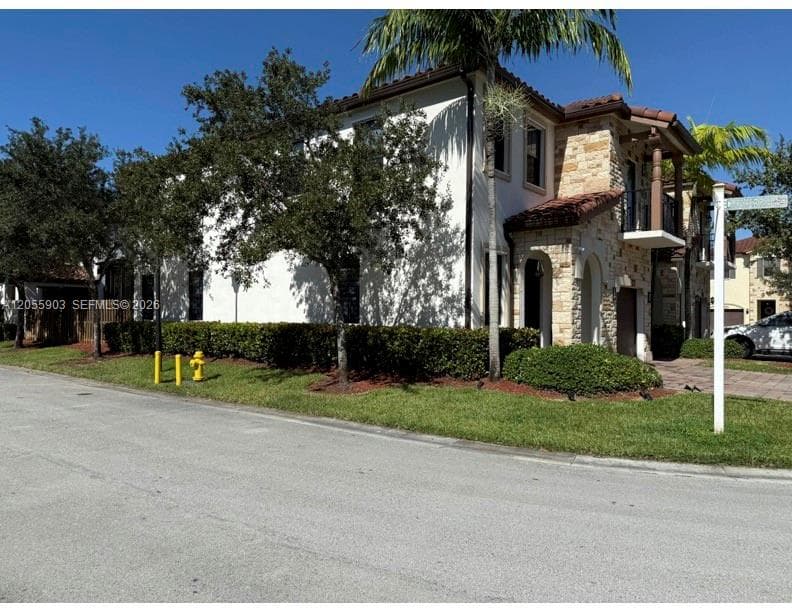 7022 NW 102nd Pl, Doral FL 33178 photo 5