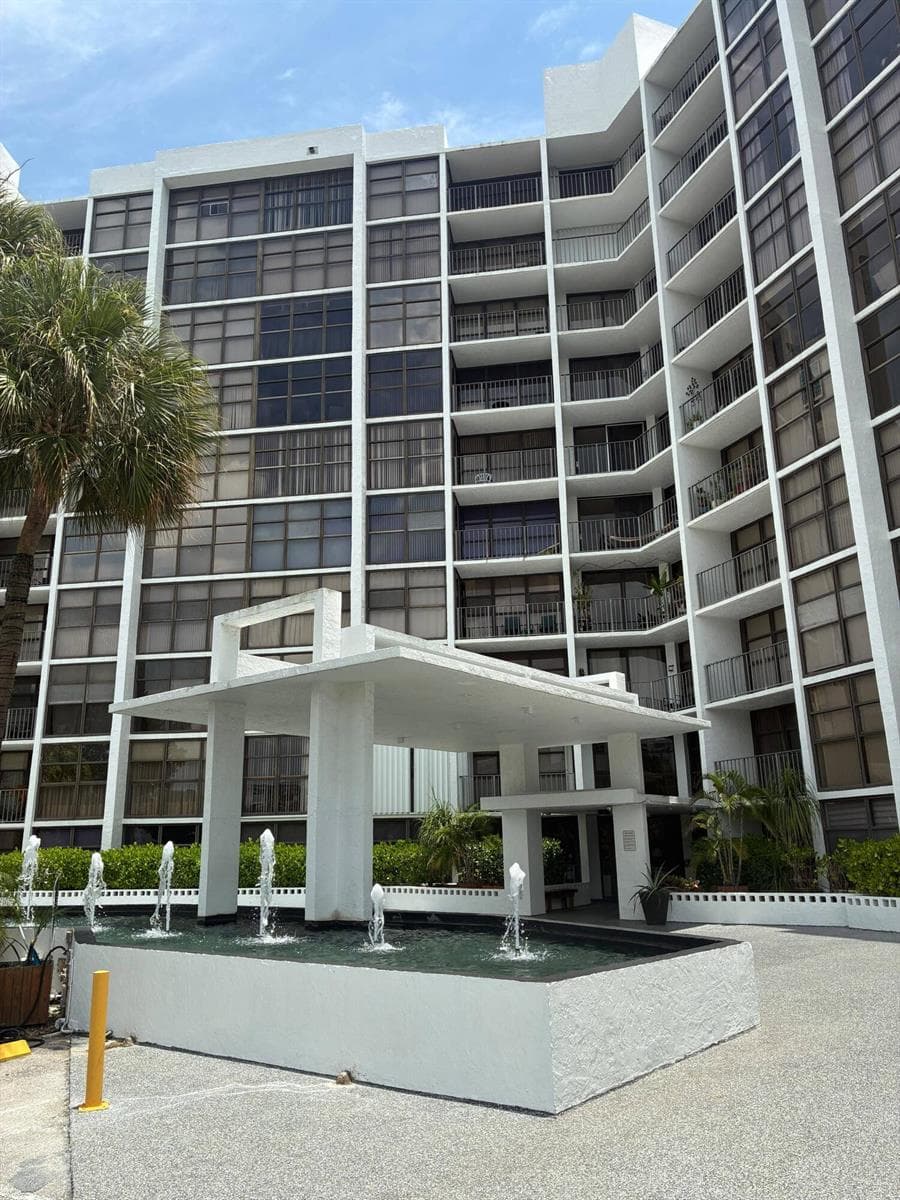 400 LESLIE Drive # 502, Hallandale Beach FL 33009 photo 3