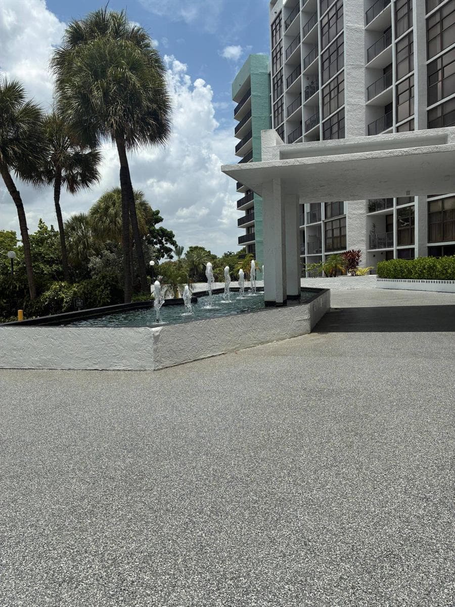 400 LESLIE Drive # 502, Hallandale Beach FL 33009 photo 4