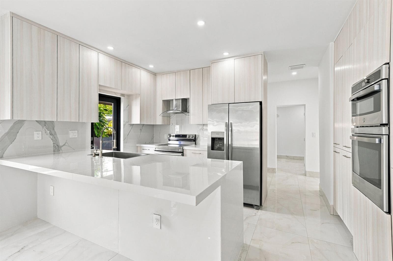 2239 SW 10TH Street, Miami FL 33135 photo 2
