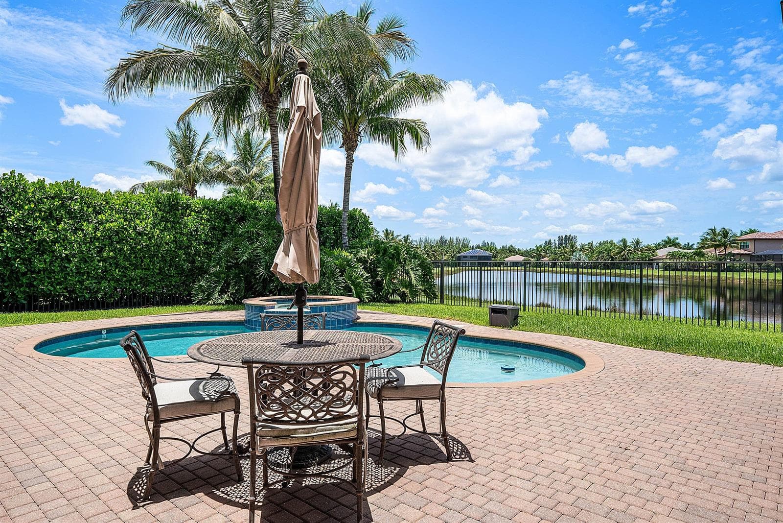 16884 Strasbourg Lane, Delray Beach FL 33446 photo 2