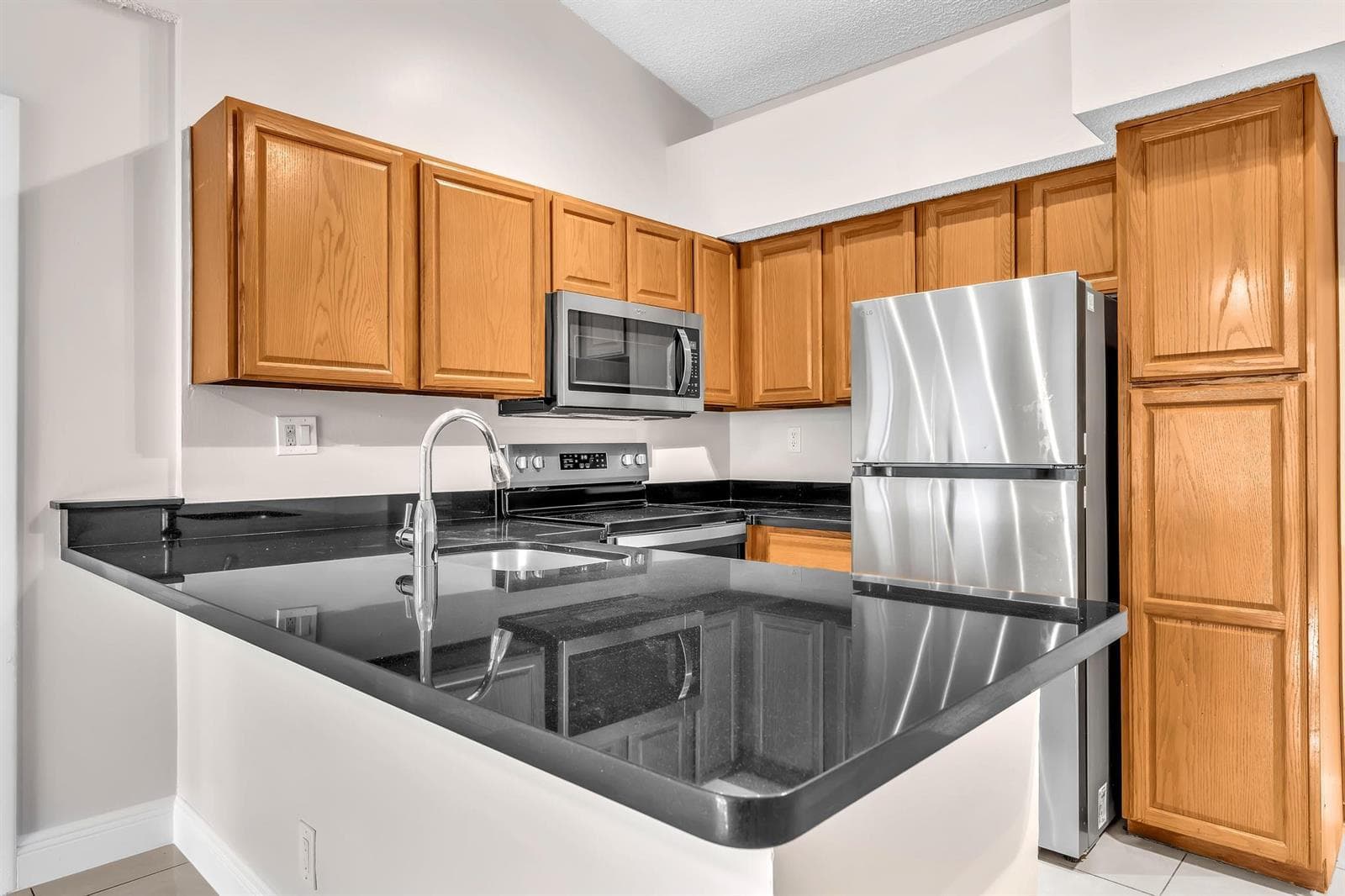 601 LYONS Road # 7201, Coconut Creek FL 33063
