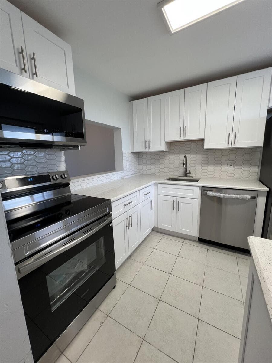 5961 NW 2nd Avenue # 506, Boca Raton FL 33487