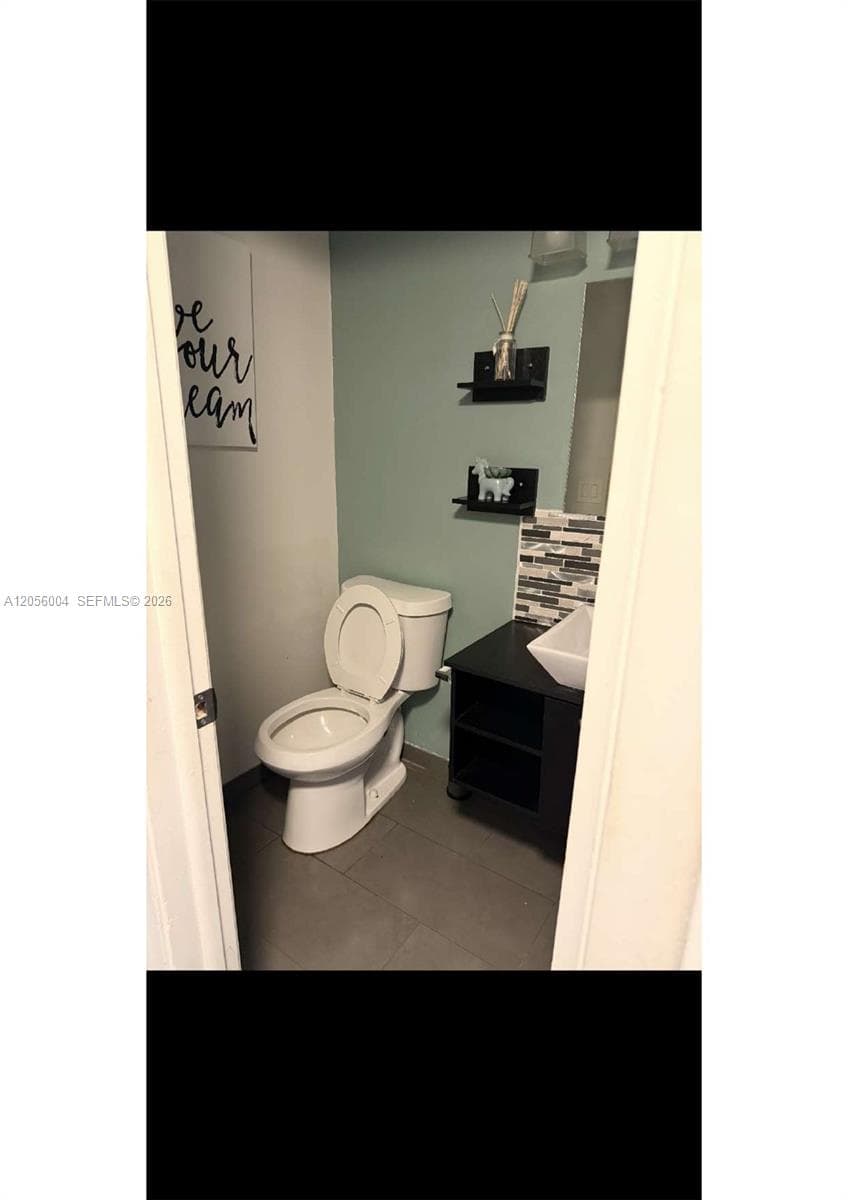 8 Farnham A # 8, Deerfield Beach FL 33442 photo 5