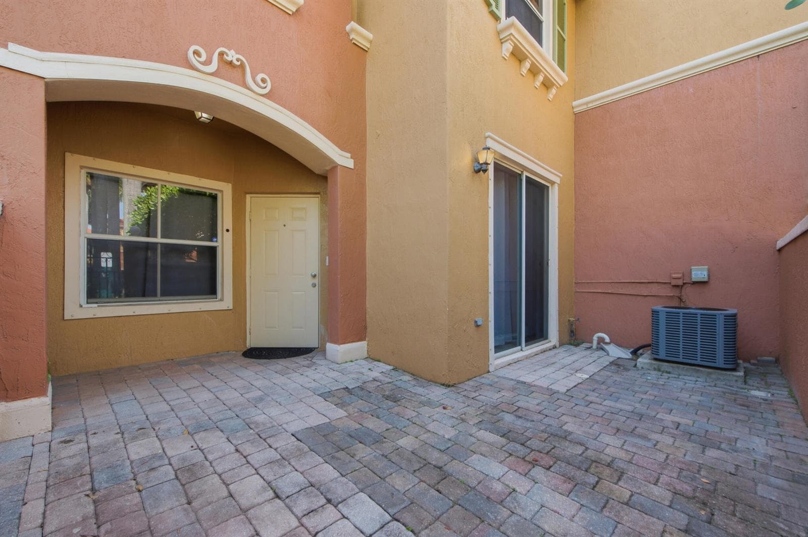 732 SW 106th Avenue # 2011, Pembroke Pines FL 33025 photo 5
