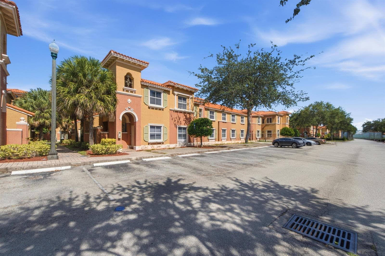 732 SW 106th Avenue # 2011, Pembroke Pines FL 33025 photo 4