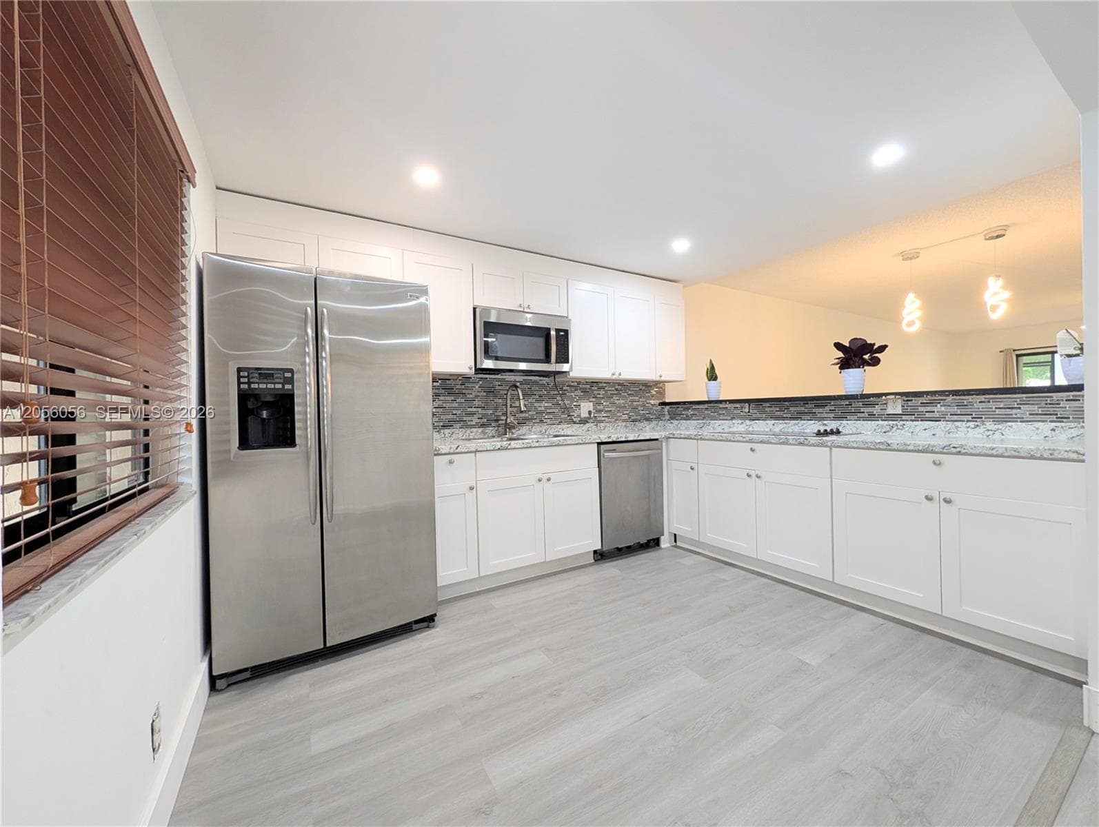 310 Lakeview Dr # 105, Weston FL 33326 photo 4