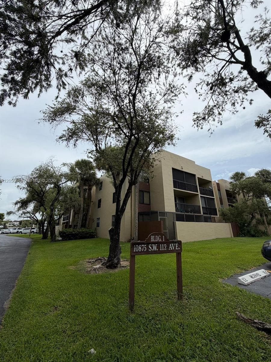 10875 SW 112th Ave # 303, Miami FL 33176