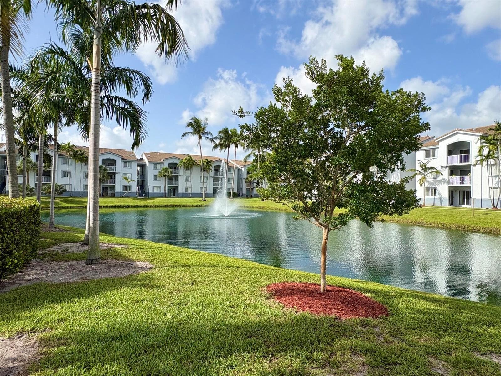 2640 S University Drive S # 127, Davie FL 33328 photo 3