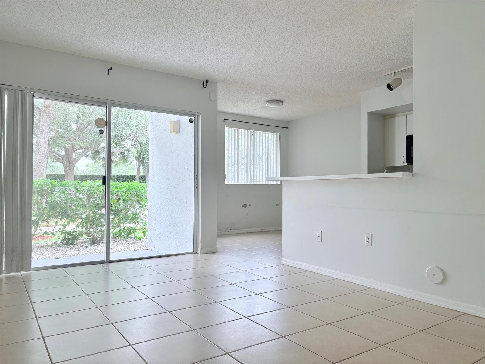 2640 S University Drive S # 127, Davie FL 33328 photo 4