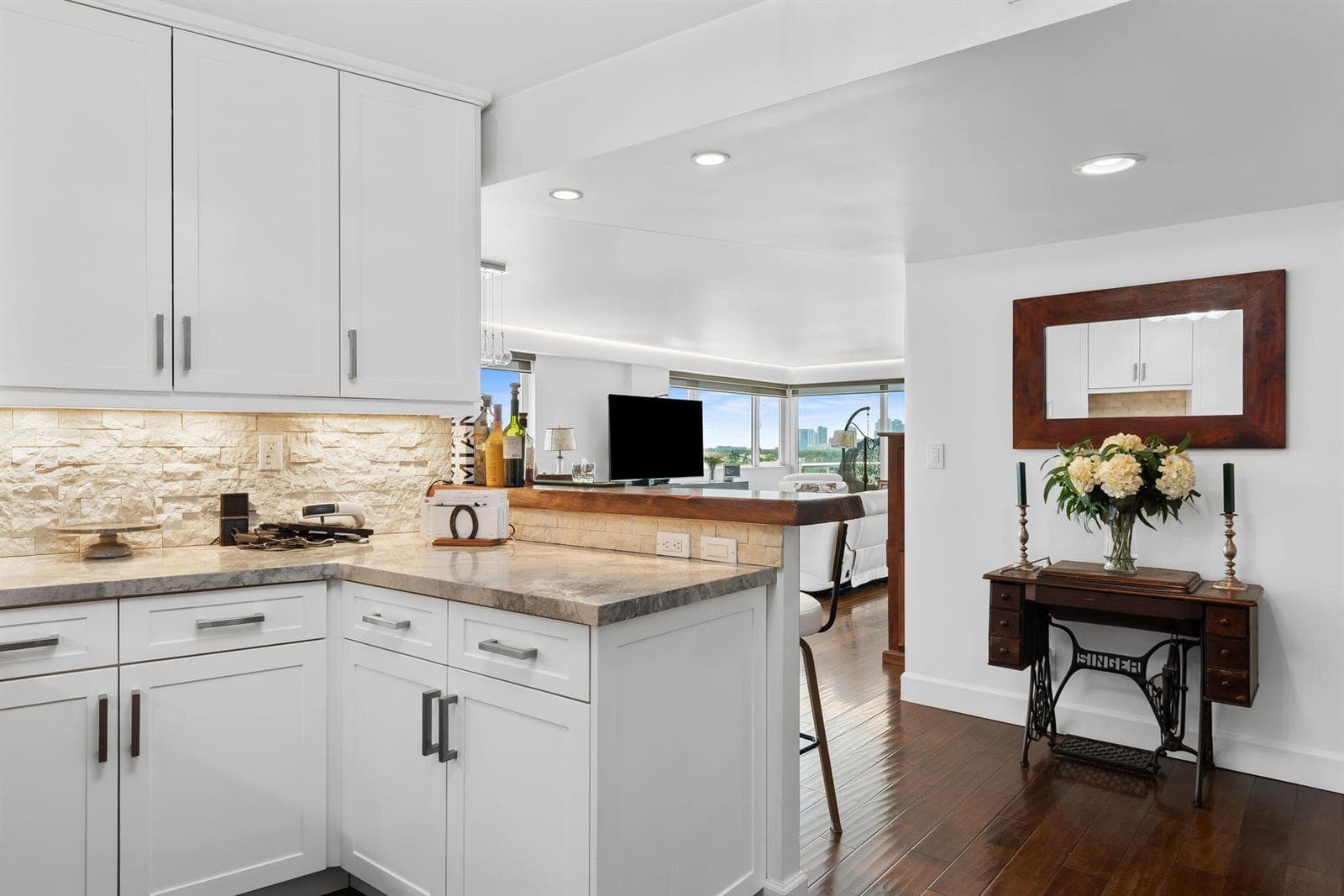 3000 Holiday Drive # 905, Fort Lauderdale FL 33316 photo 5