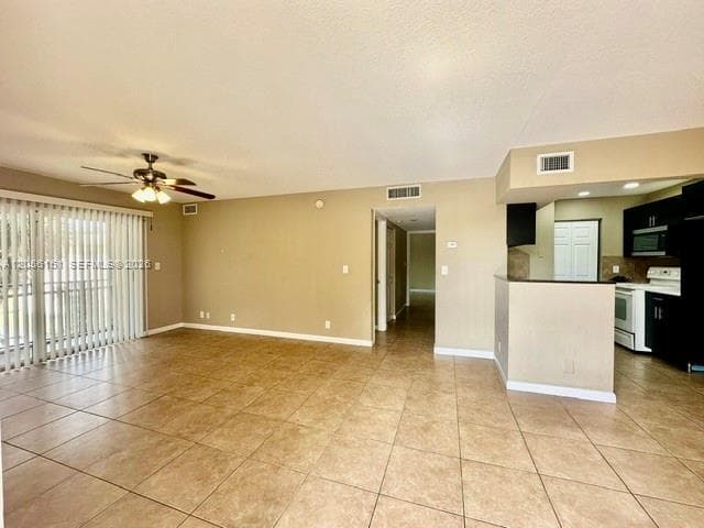 2830 NW 55th Ave # 2C, Lauderhill FL 33313