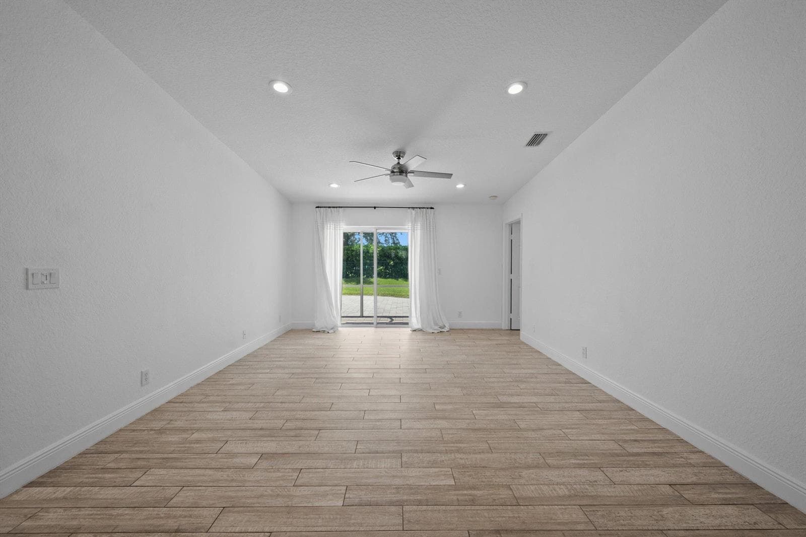 3800 Miramontes Circle, Wellington, FL 33414 photo 4