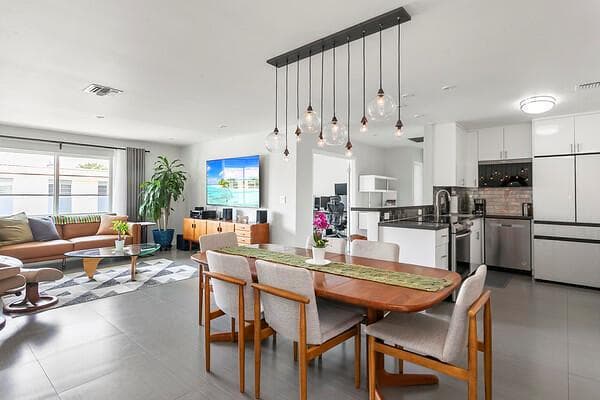 9 NE 19th Court # C216, Wilton Manors FL 33305 photo 2