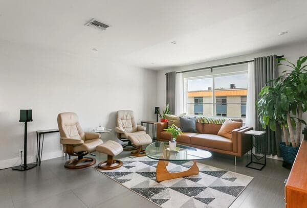 9 NE 19th Court # C216, Wilton Manors FL 33305 photo 3