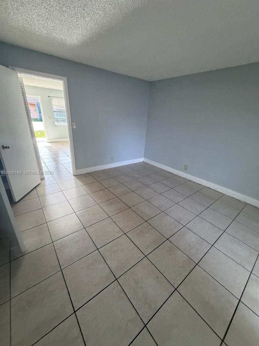 95 NE 41st St # N202, Oakland Park FL 33334 photo 3