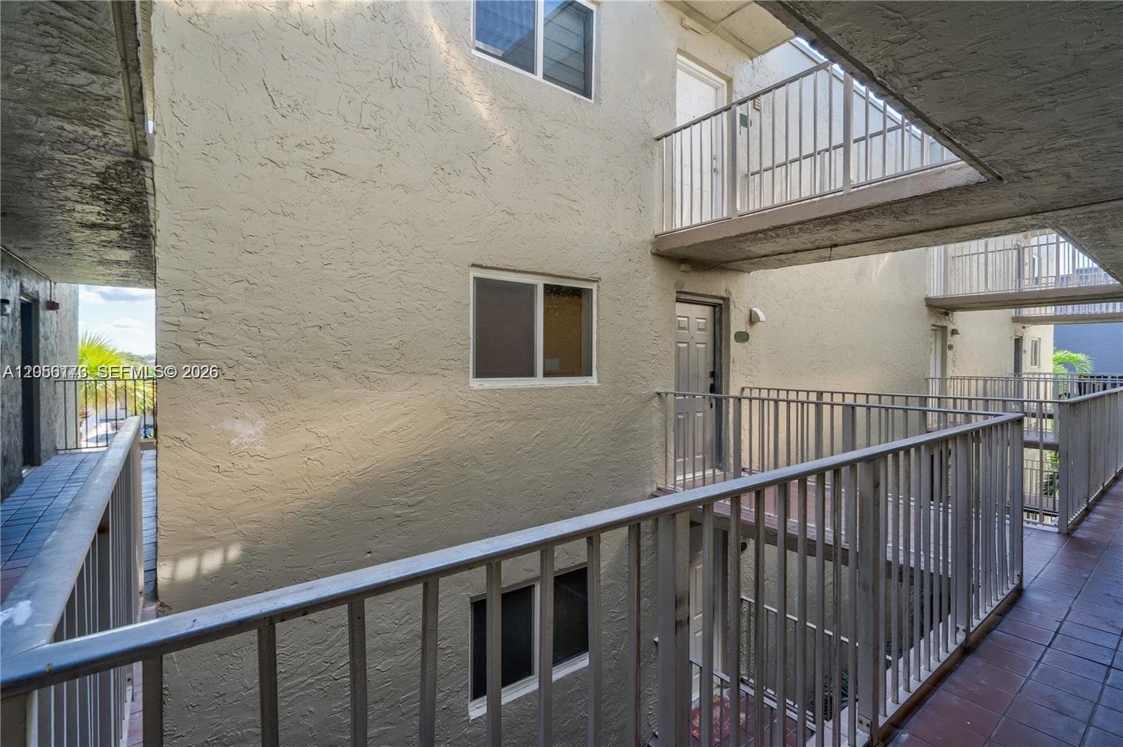 10000 NW 80th Ct # 2456, Hialeah Gardens FL 33016 photo 2