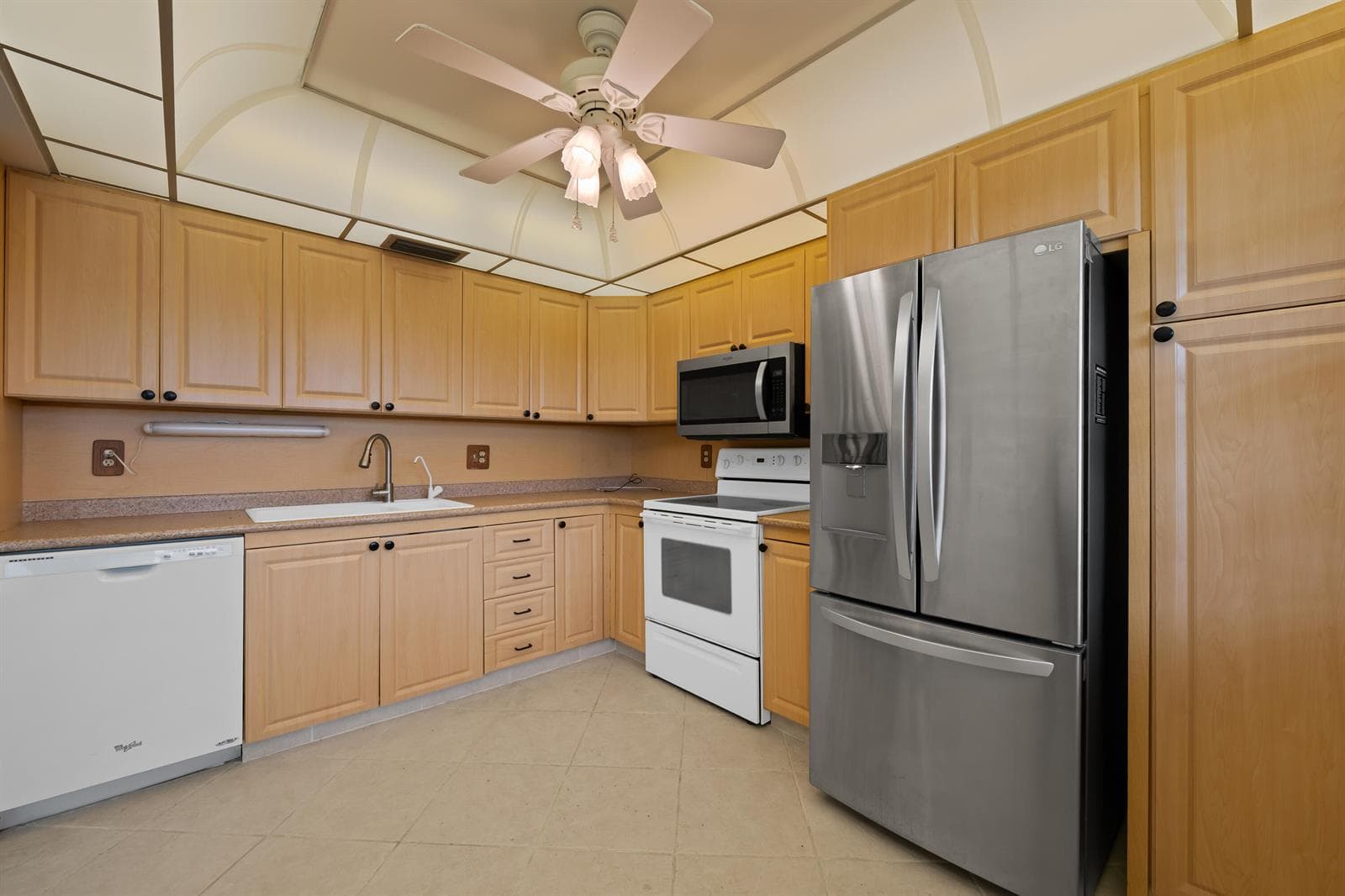 2202 LUCAYA Bend # D4, Coconut Creek FL 33066 photo 4