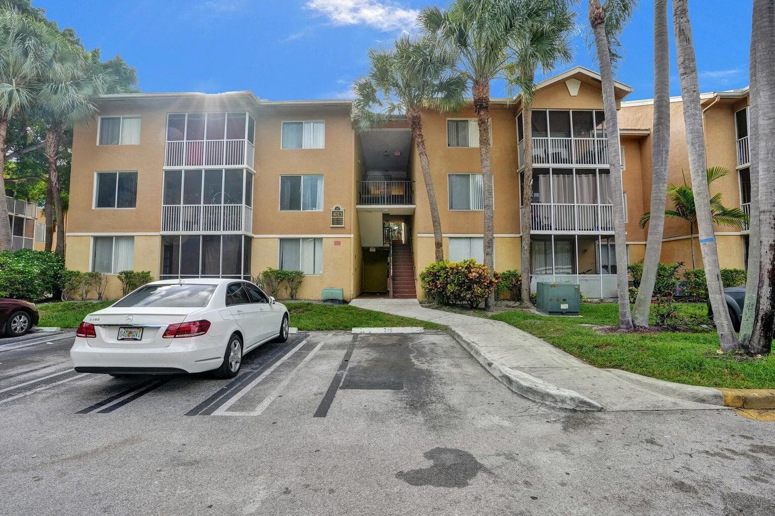 4015 W McNab Road # D204, Pompano Beach FL 33069 photo 3