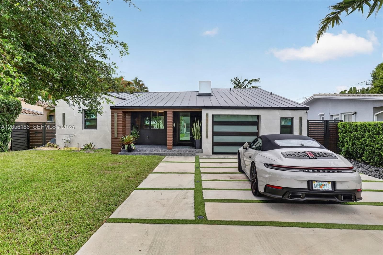 545 NE 9th Ave, Fort Lauderdale FL 33301 photo 2