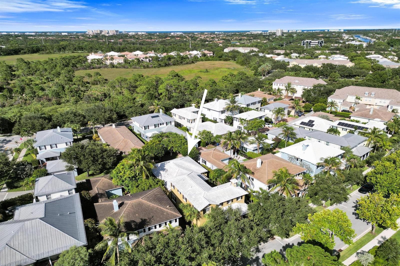 111 LEATHER LEAF Drive, Jupiter FL 33458 photo 4