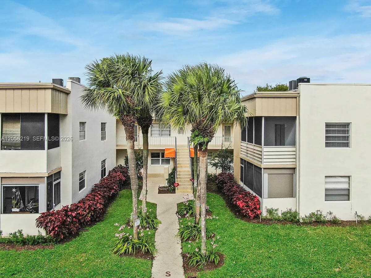 899 S Normandy # 899, Delray Beach FL 33484