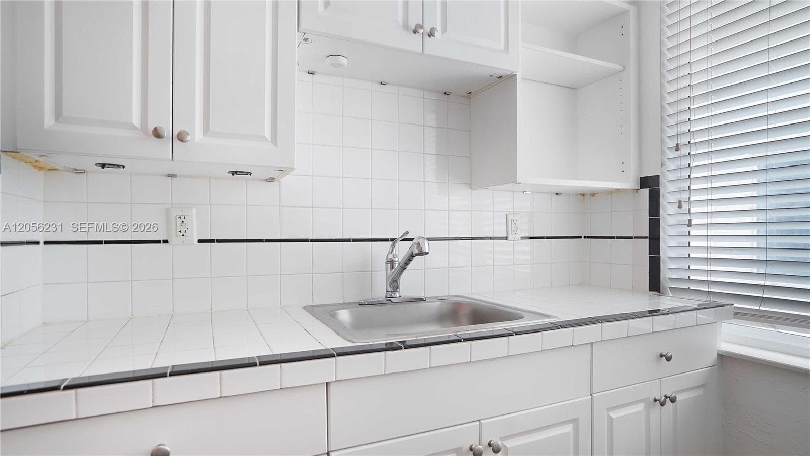 7936 Harding Ave, Miami Beach FL 33141 photo 3