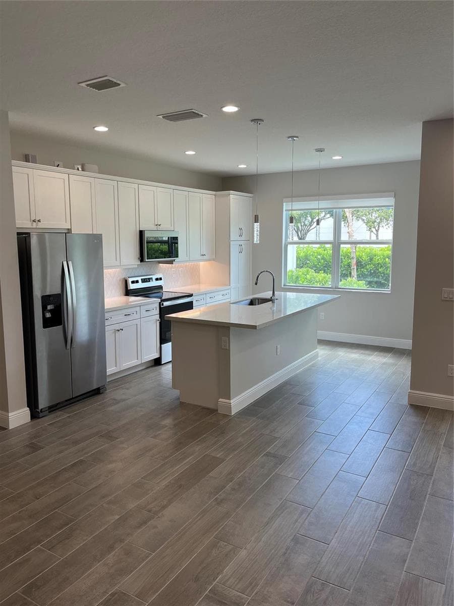 636 PARSONS Way, Deerfield Beach FL 33442 photo 2