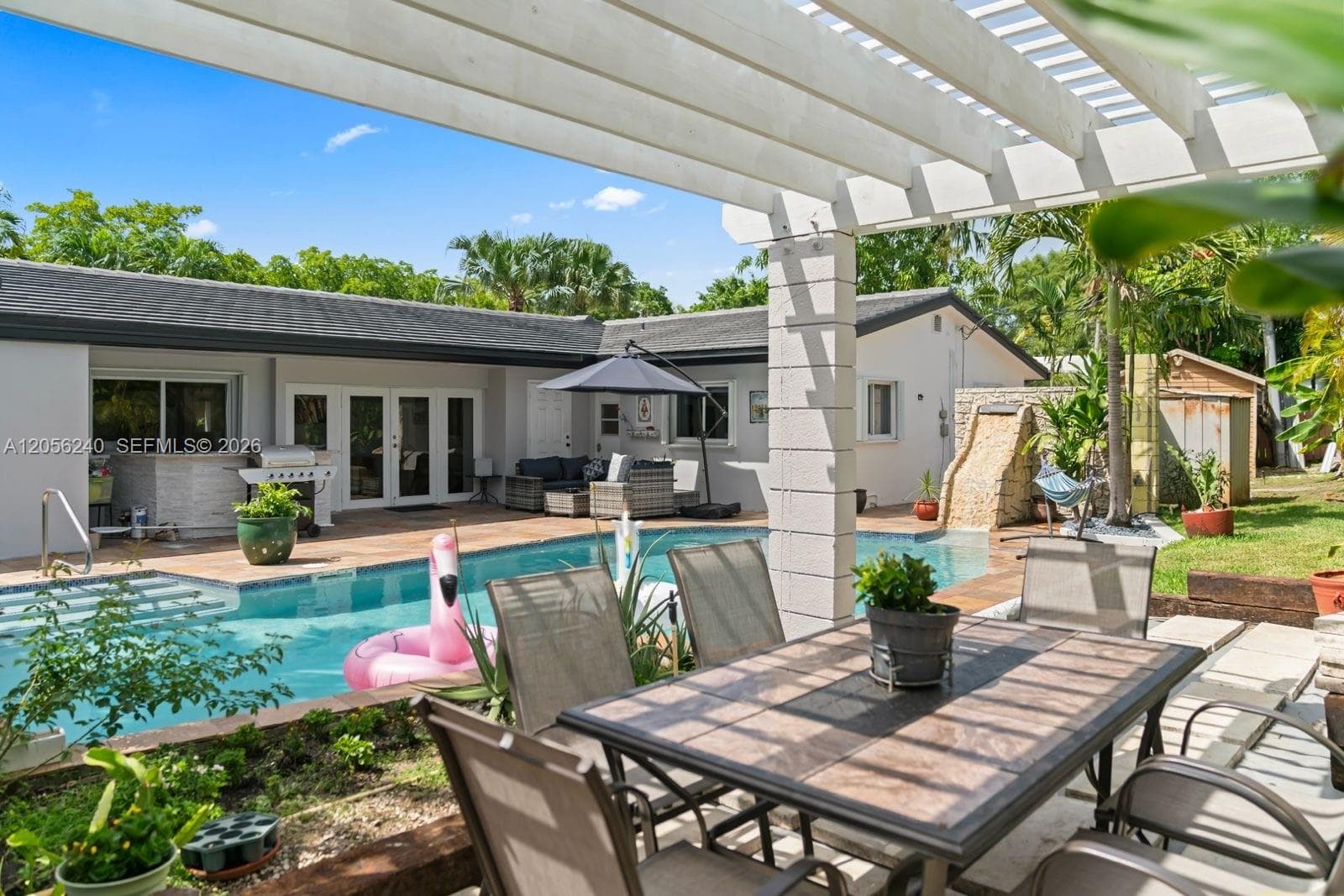 930 NE 182nd Ter, North Miami Beach FL 33162 photo 4