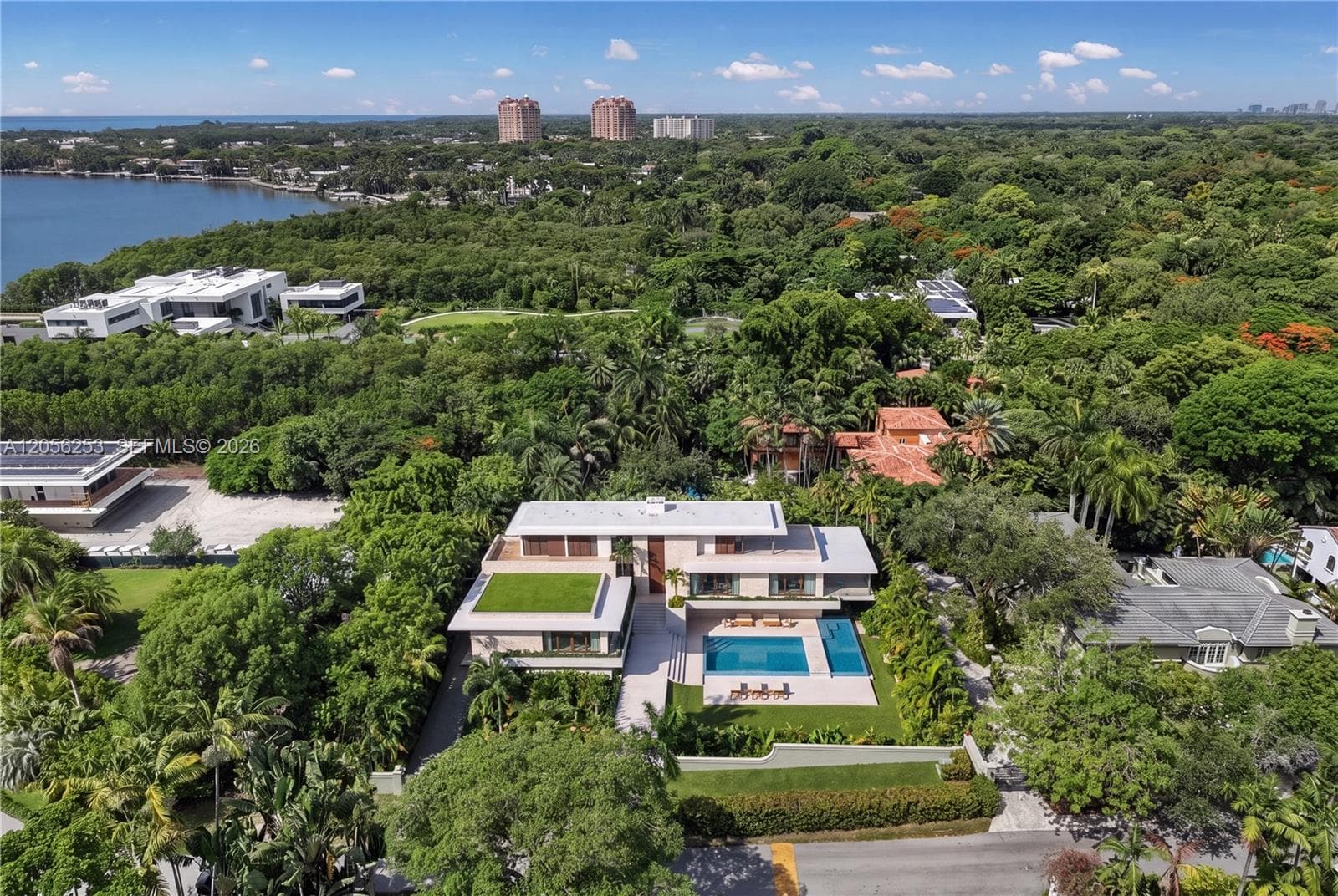 3400 S Moorings Way, Miami FL 33133 photo 3