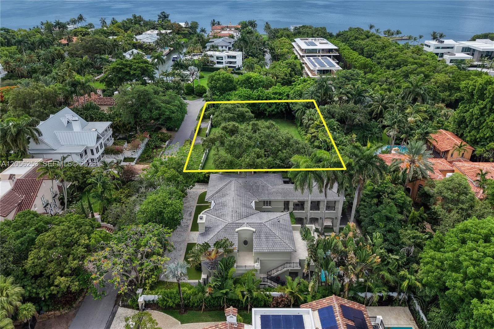 3400 S Moorings Way, Miami FL 33133 photo 4