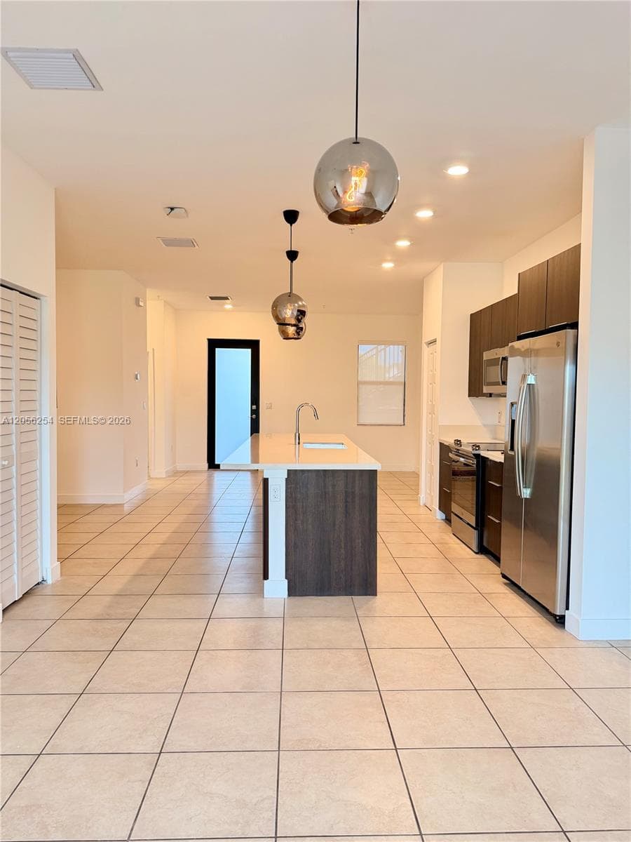 7819 NW 104th Ave # 22, Doral FL 33178 photo 4