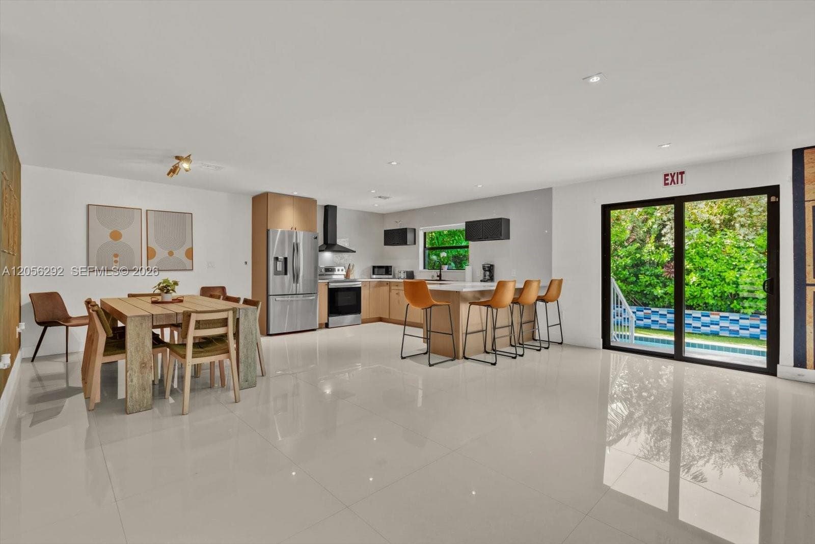 808 SW 29th St, Fort Lauderdale FL 33315