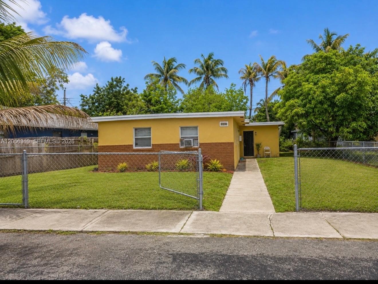 2930 NW 8th St, Fort Lauderdale FL 33311