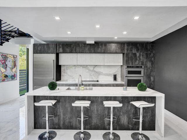 2514 NE 21ST Street # A, Fort Lauderdale FL 33305 photo 2