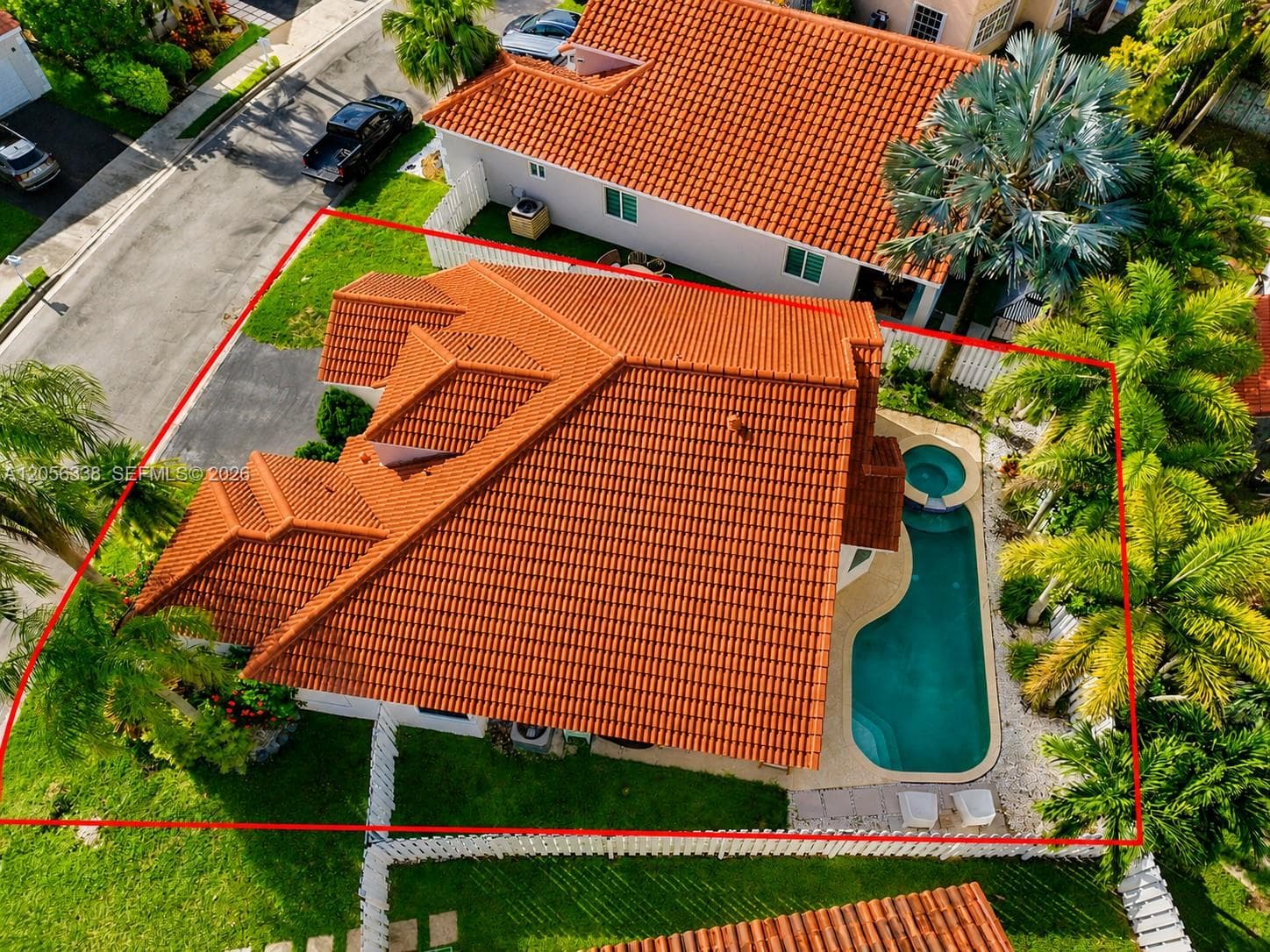 325 Somerset Way, Weston FL 33326 photo 2