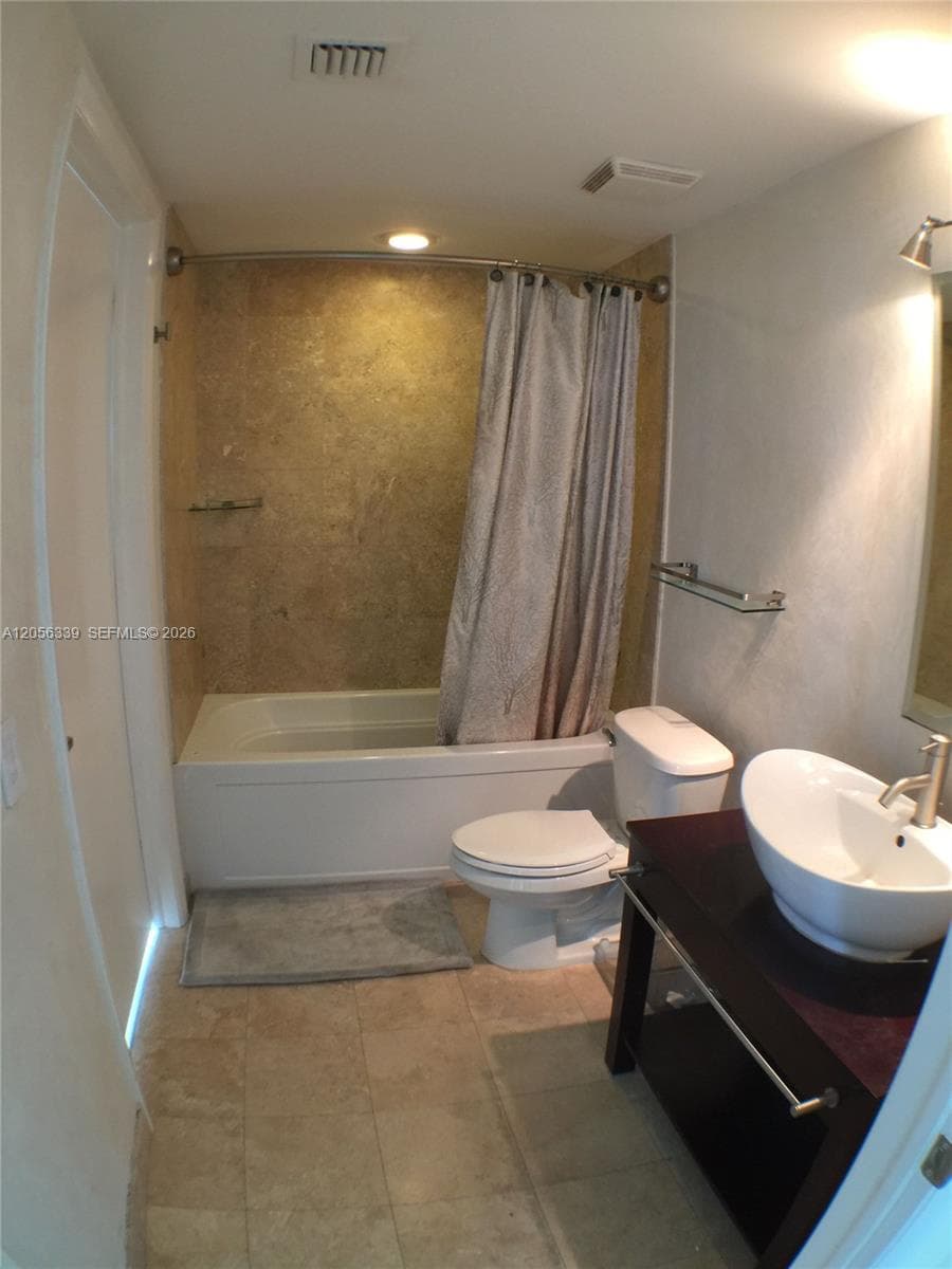 350 S Miami Ave # 3612, Miami FL 33130 photo 3