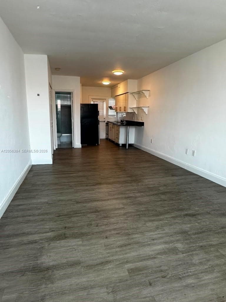 300 74th St # 17, Miami Beach FL 33141 photo 2
