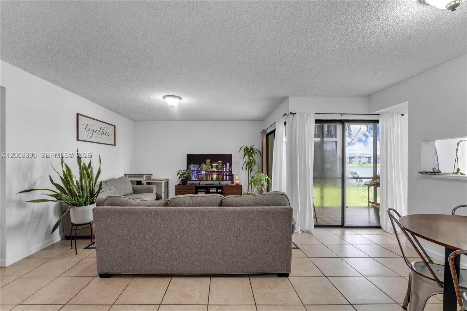 1400 Jefferson Dr # B, Homestead FL 33034 photo 3